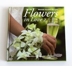Книга Flowers In Love 2